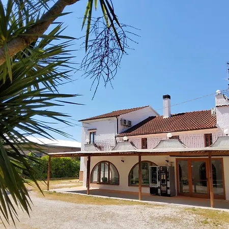 Roibooking Casa Vacanze Girasole 公寓